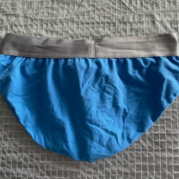 Calvin Klein brief size M - Picture 2 of 2